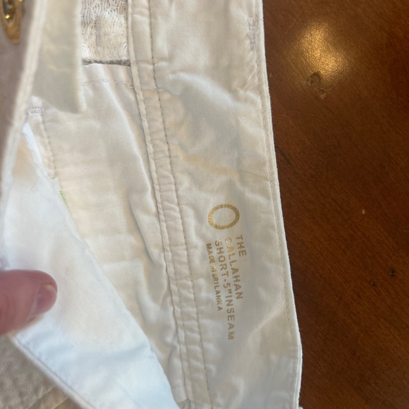 Lilly Pulitzer white cotton shorts 5 inch inseam - Picture 3 of 4